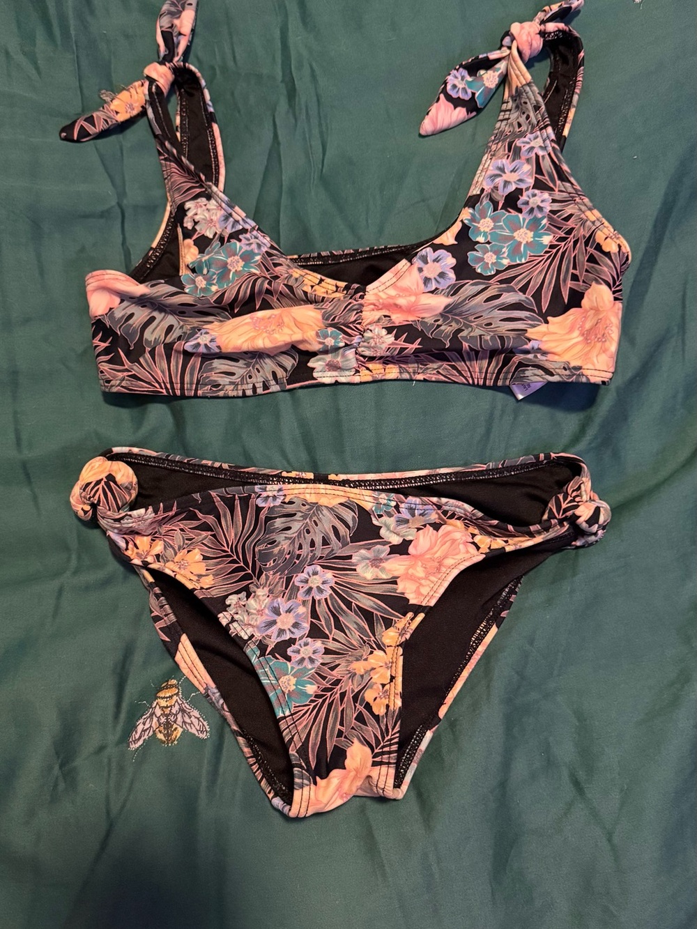 O'Neill Floral Bikini Set in Black & Pink Size 8